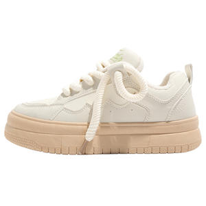 Baskets de marche à enfiler respirantes en cuir et textile pour femmes chaussures de sport blanches décontractées Vente en gros - Product Image 1