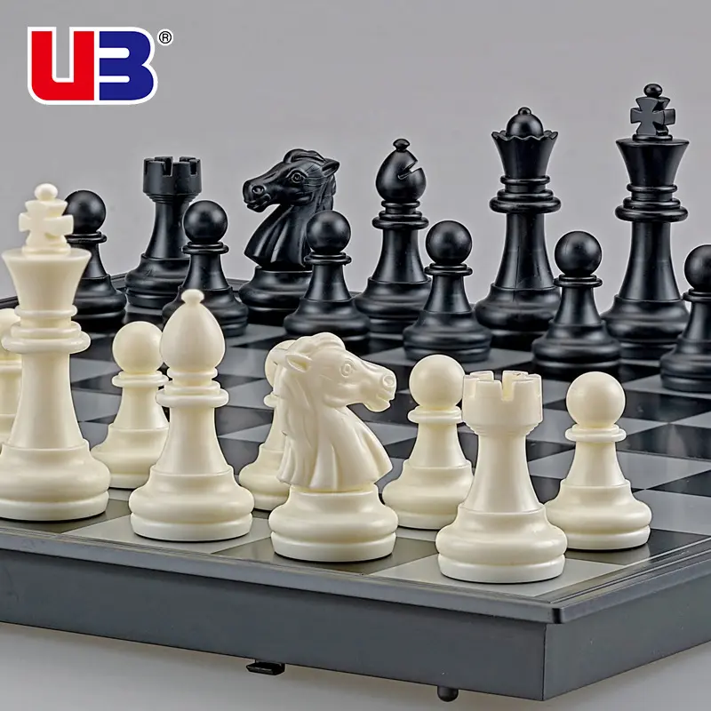 Papan catur versi Inggris magnetik, mainan edukasi anak papan catur lipat hitam dan putih