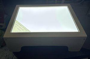 Table lumineuse en bois pour enfants, boîte à lumière pour peinture au sable avec 10 niveaux de gradation <span class=keywords><strong>et</strong></span> plus de 50 pièces, table d'apprentissage sensoriel alimentée par USB - Product Image 2