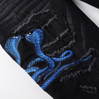 Jean décontracté coupe droite pour homme avec patch brodé, style urbain 3D, denim délavé moyen, grandes tailles pour hommes