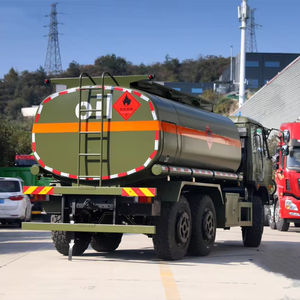 Nuovo motore Diesel a trazione integrale 190HP 6*6 a testa piatta camion cisterna olio con trasmissione manuale Euro II <span class=keywords><strong>IV</strong></span> Standard di emissione - Product Image 4