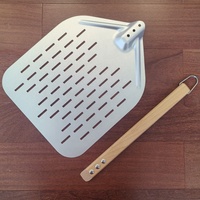 YINHAO Spatule à pizza professionnelle en aluminium 14x12 pouces avec manche en bois amovible, pelle à pizza perforée en métal pour retourner les pizzas