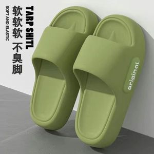 Pantuflas de baño con propiedad antideslizante y sin olor desagradable - ideales para el baño en el hogar y de secado rápido. - Product Image 4