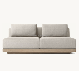 Sassanid Outdoor presenta la nueva colección de muebles contemporáneos para exteriores Santos en teca envejecida. - Product Image 3