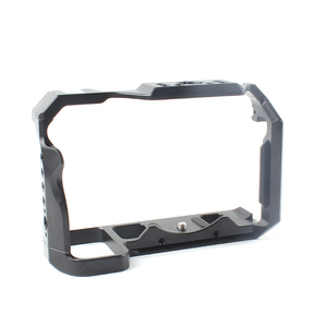 Jaula de Aluminio para Cámara <span class=keywords><strong>Nikon</strong></span> Z5/Z5II/Z6/<span class=keywords><strong>Z6II</strong></span>/Z6III/Z7/Z7II, Marco Protector Ligero de 186g - Product Image 6