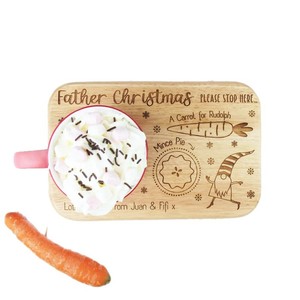 Plateau de service de Noël en bois Guibang personnalisé, porte-gâteaux et lait en forme de carotte pour Père Noël, par Lucy - Product Image 5