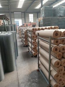 Rouleaux de grillage soudé en acier inoxydable, clôture personnalisée, ouverture de 1''2'', calibre 16 17 18, rouleaux de 1,2 m*100 m, 1,5*100 m - Product Image 1