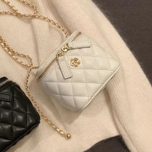 Wholesale Luxury Women's Vintage PU Waterproof Mini <b>Box</b> Chain Crossbody Bags Fashion Crossbody Wallet Coin Plaid Flowers Open - Product Image 5