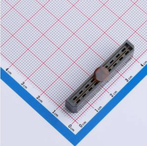 QTE-042-01-F-D-DP-A Connecteur SMT Carte-à-Carte 84 broches 0,80 mm, Paire de Broches Différentielles, Plaqué Or, Hauteur de Superposition 5 mm - Product Image 3