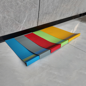 Marches d'<span class=keywords><strong>escalier</strong></span> en <span class=keywords><strong>vinyle</strong></span> antidérapantes modernes et flexibles, en caoutchouc et PVC, élégantes et pratiques, classe B1, certifiées ISO9001, vente en gros - Product Image 5