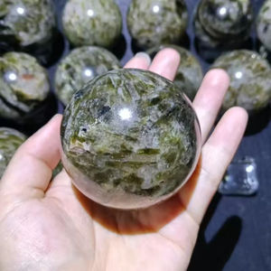 ลูกบอลคริสตัลไมก้าสีเขียวธรรมชาติคุณภาพสูงสำหรับงานฝีมือตกแต่งบ้านและของขวัญขายส่ง - Product Image 4