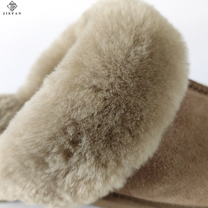 Mules chaudes pour femmes automne-hiver, en daim de vache, doublure en peau de mouton, légères, antidérapantes, respirantes et thermiques - Product Image 3