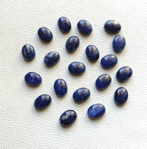 อัญมณีธรรมชาติ100% ทรงรีทรงหลวม (แพ็คละ10ชิ้น) - Product Image 1