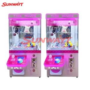 Máquina recreativa comercial personalizada de grúa de garras operada con monedas para premios de muñecos de peluche - Product Image 2