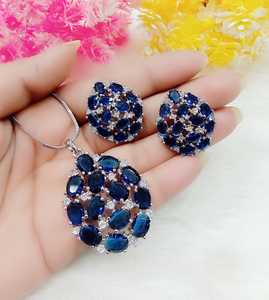 จี้หินเพชรแบบอเมริกันคุณภาพพรีเมี่ยมสวยพร้อมเสื้อชุดปาร์ตี้เครื่องประดับดีไซน์พรีเมี่ยมทำมือ - Product Image 2