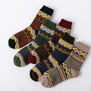 Hiver <span class=keywords><strong>Pas</strong></span> <span class=keywords><strong>Cher</strong></span> Double <span class=keywords><strong>Aiguille</strong></span> Lapin Chaud Chaussettes Épaisses <span class=keywords><strong>Laine</strong></span> Chaussettes 5 Paires par Ensemble - Product Image 4