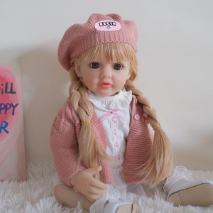 Poupée Bébé <span class=keywords><strong>Reborn</strong></span> Fille en Silicone Souple de 55 <span class=keywords><strong>CM</strong></span>, Cheveux Longs Réalistes, Poupées <span class=keywords><strong>Reborn</strong></span> en Silicone Réalistes pour Cadeau Bébé, Jouets pour Enfants - Product Image 3