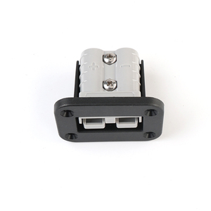 Conector de Enchufe de 50A con Carcasa de Plástico de Nylon y Aleación de Cobre, 4 Tornillos, Corriente Nominal de 12-24VDC, con Panel de Montaje - Product Image 3