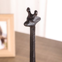 Porte-serviettes en papier en fonte de style européen, distributeur de rouleaux de cuisine, sculpture en métal en forme de girafe