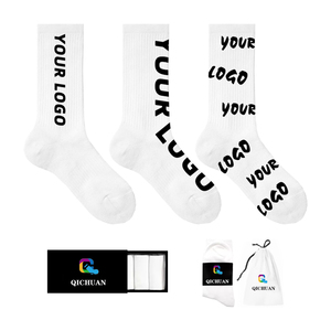 OEM Qichuan Logo personnalisé Mid Cap Chaussettes de <span class=keywords><strong>sport</strong></span> Chaussettes Jacquard Design Plus avec caractéristique antibactérienne pour les sports de rue d'automne - Product Image 2