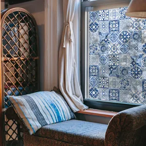 Funlife青と白の磁器フィルム自己粘着性の寝室の家の装飾ステッカーピール & スティックプライバシー静的しがみつくガラスデカール