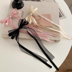 Grand nœud en dentelle et pince à bec de canard pour filles avec deux queues de cheval - accessoire de cheveux de style girly. - Product Image 1