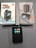 Speaker Ponsel Mini Portabel Nirkabel Layar Sentuh Pintar dengan Klip Belakang Magnetik, Slot Kartu TF, Pengisian Daya Terbalik, dan Jam Alarm