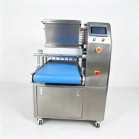 Machine automatique commerciale pour la fabrication de biscuits fourrés aux amandes et à la pêche, machine de formage automatique de biscuits et de cookies