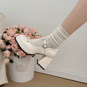 Tacones Gruesos Cómodos Color Vino Tinto Directo de Fábrica - Nuevos Zapatos de Una Sola Correa para Mujer - Product Image 5