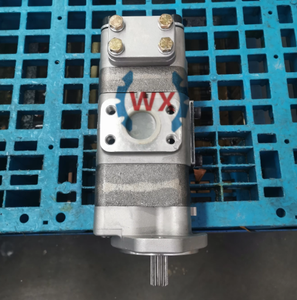 مضخة تروس هيدروليكية صغيرة متطورة بتقنية جديدة OEM 23B-60-11102 للجرافات GD605/GD623/GD611/GD621/GD505/GD521 عالية الأداء - Product Image 1