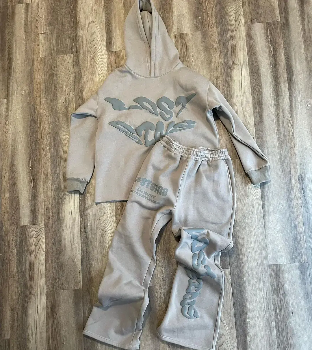 Özel 100% pamuk gençlik rahat Flared Jogger eşofman seti puf baskı yığılmış ter pantolon ile Hoodie