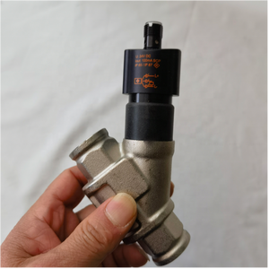 Commandez directement en ligne le capteur de débit SBG334 IFM avec temps de réponse rapide SBG34BF0BPKG/U - Product Image 1