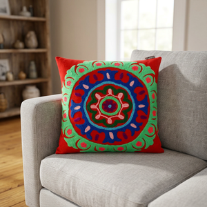 Usine de gros rouge brodé carré housse de coussin pour la maison hôtel ou hôpital utilisation - Product Image 2
