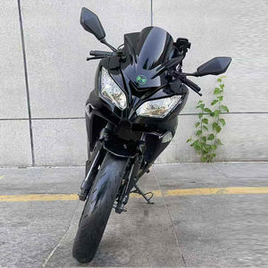 Moto d'occasion 400cc à essence, refroidissement par huile, carburateur, freins à disque, design sportif, offre abordable - Product Image 2