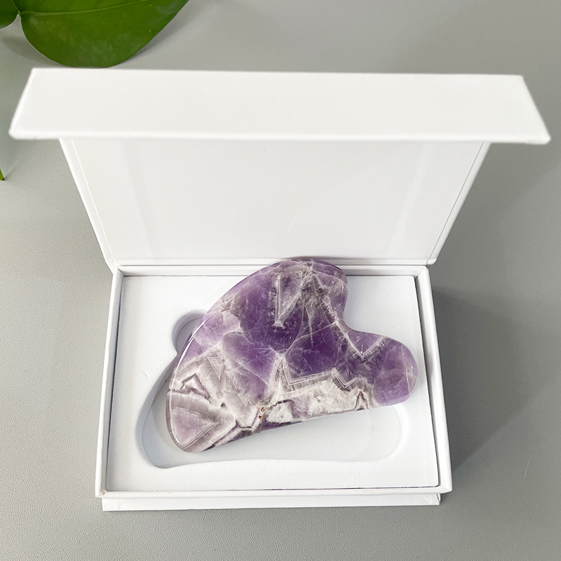 Améthyste gua sha avec boîte