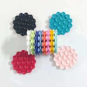 Support de téléphone en silicone à double aspiration de 19 tasses Support de téléphone à aspiration forte mains libres Support mural pour danser <span class=keywords><strong>Tiktok</strong></span> - Product Image 6