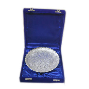 Grabado de pareja Chapado en plata alemana, nombre grabado en placa, regalos de boda, regalos para invitados - Product Image 1