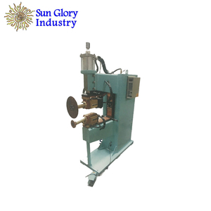 2019 nueva llegada máquina de soldadura de utensilios de cocina lugar soldador de acero <span class=keywords><strong>wok</strong></span> pan de la máquina de soldadura - Product Image 1