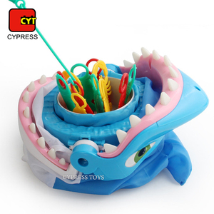 Juego de Pesca con Alarma para Niños, Juego de Morder y Pescar Criaturas Marinas Coloridas Antes de que el Tiburón te Muerda, Juego para Niños - Product Image 1