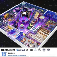 Aire de jeux intérieure Cyberpunk personnalisable avec toboggan en forme de entonnoir, style futuriste, pour tous les âges, parc d'attractions