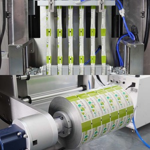 Remplisseuse verticale automatique de jus concentré Machine à emballer à plusieurs voies de jus de fruit liquide de forme irrégulière pour sachets et sachets - Product Image 5