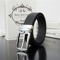 Ceinture en cuir véritable pour hommes de luxe de vente chaude avec boucle en alliage durable Ceintures en plastique PU de style décontracté de concepteur unique de luxe chaud