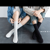 Venta al por mayor hombres tubo blanco mujeres deportes calcetines primavera lesbiana pareja adolescente equipo tubo Calcetines