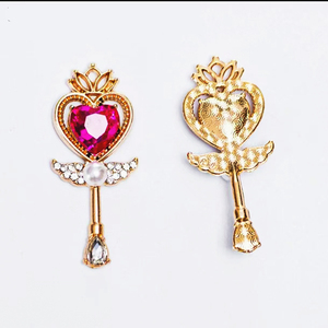 รองเท้าเคสใส่ไม้กายสิทธิ์รูปหัวใจสำหรับตกแต่งเครื่องประดับโลหะผสมรูปไม้เท้าวิเศษแบบบาร็อค - Product Image 1
