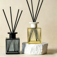 Flacons diffuseurs de parfum en verre transparent de 200 ml, forme carrée cubique, avec motif à grain vertical