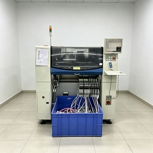 Machine de Placement à Haute Vitesse SM411 d'Occasion, 42000 CPH, Alimentateur Automatique, Garantie de 3 Mois - Product Image 3