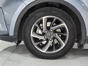 2022 utilisé pour <span class=keywords><strong>Toyota</strong></span> C-HR 2.0L utilisé édition de luxe sièges en cuir de direction gauche voitures pour adultes - Product Image 6