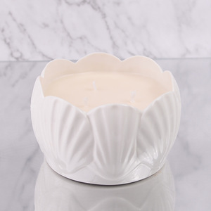 เทียนหอมรูปดอกไม้เซรามิกสำหรับตกแต่งบ้านและเป็นของขวัญ - Product Image 1