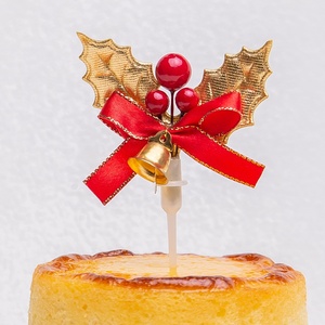 Creative Cake Toppers Serie <span class=keywords><strong>de</strong></span> Navidad Fiesta <span class=keywords><strong>de</strong></span> cumpleaños Fruit Cake Picks Corona en forma <span class=keywords><strong>de</strong></span> suministros <span class=keywords><strong>de</strong></span> decoración <span class=keywords><strong>de</strong></span> alimentos - Product Image 4