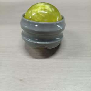 Premium yüksek kaliteli dayanıklı ve çevre dostu kapalı Fitness eğitimi için özelleştirilmiş renk Mini el rulo topu masaj - Product Image 2